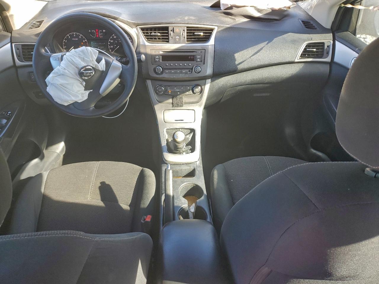 2014 NISSAN SENTRA S photo 8
