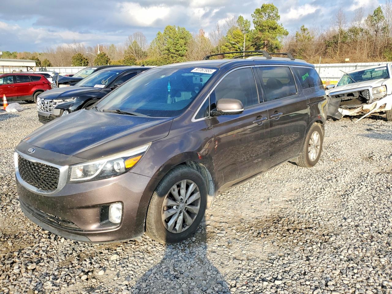 2016 KIA SEDONA