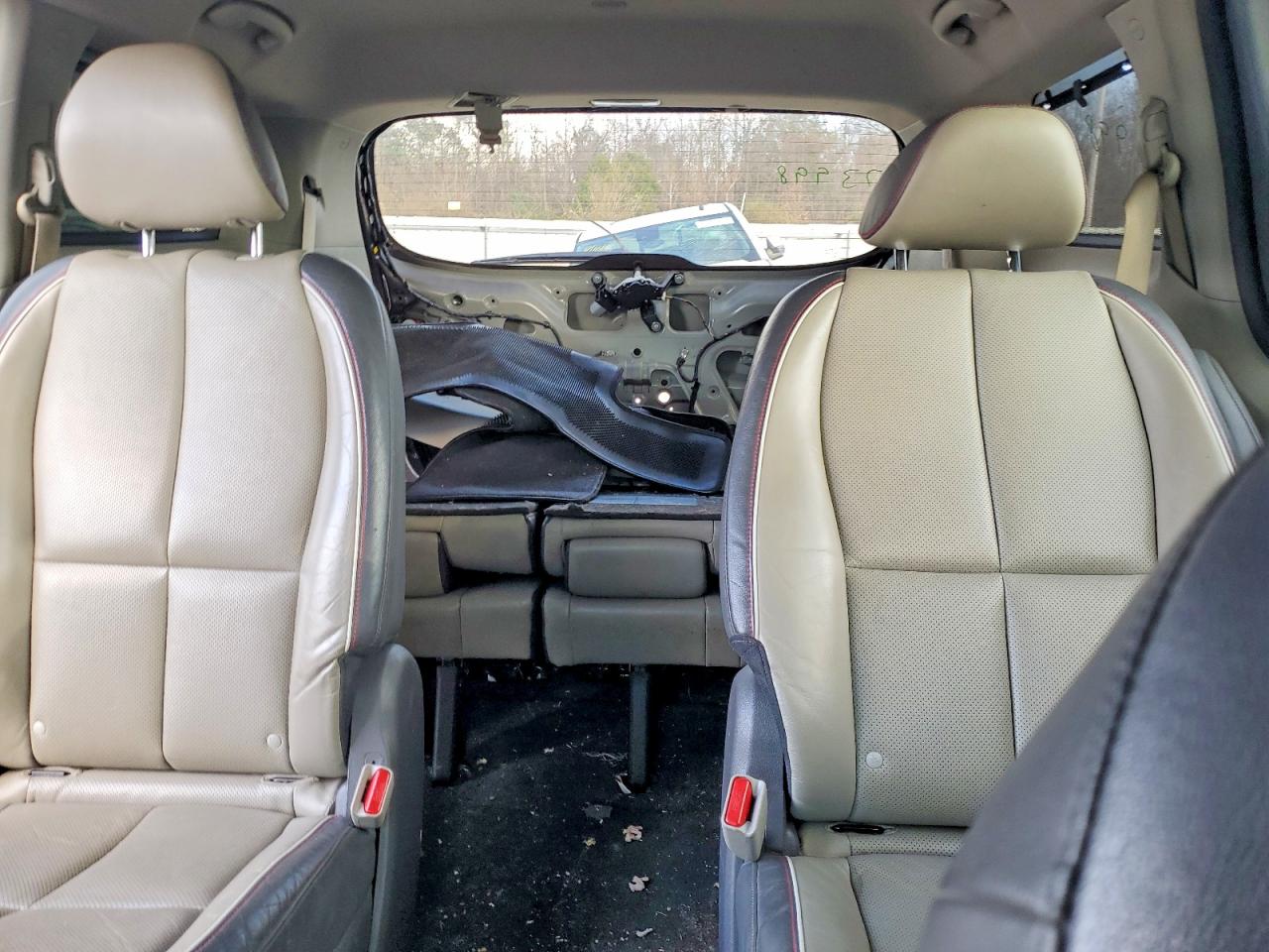 2016 KIA SEDONA EX photo 10