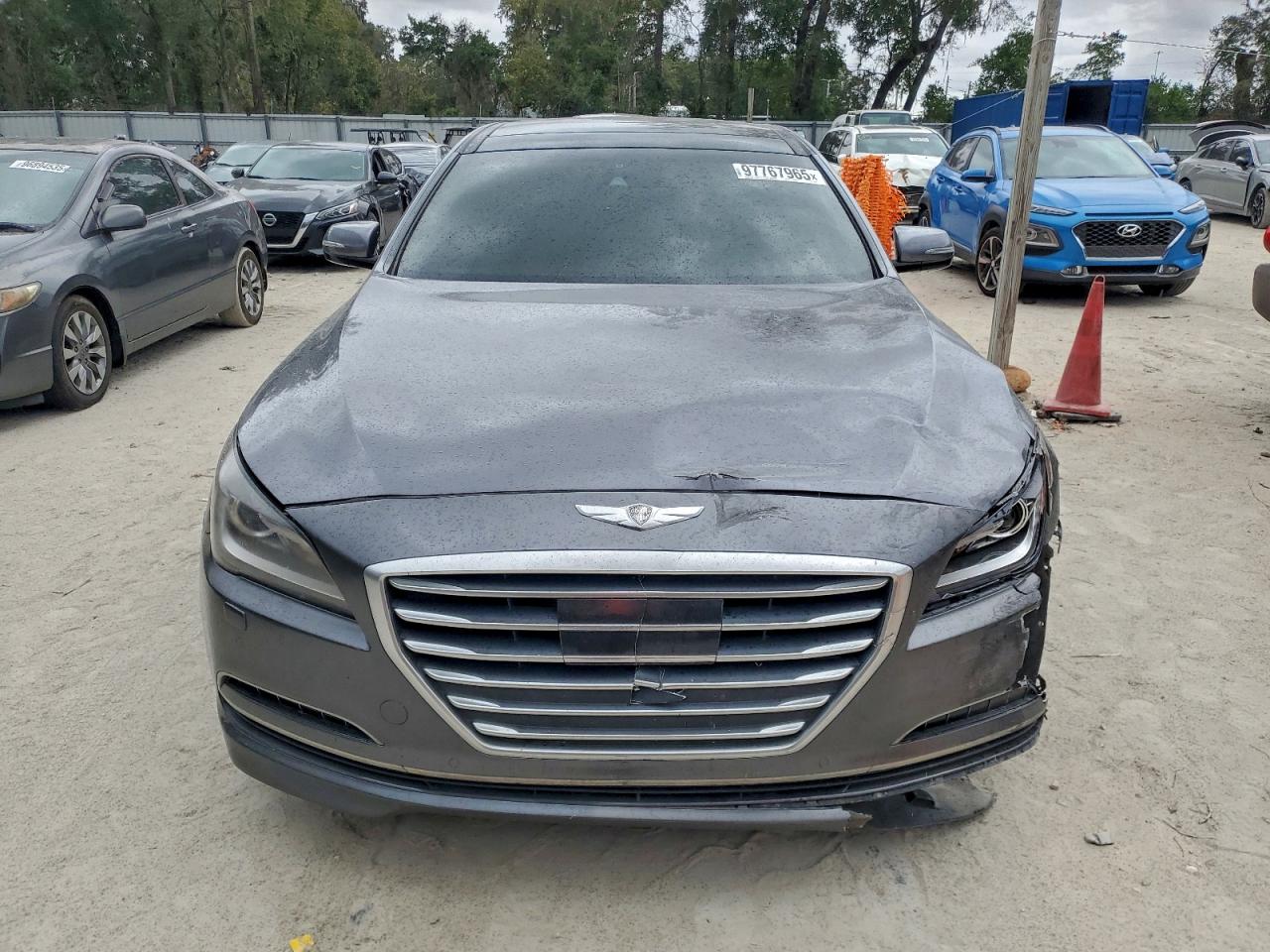 2015 HYUNDAI GENESIS 3.8L photo 5