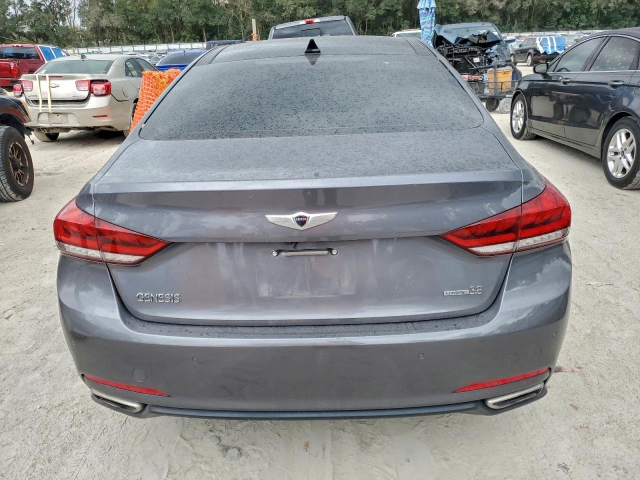 2015 HYUNDAI GENESIS 3.8L photo 6