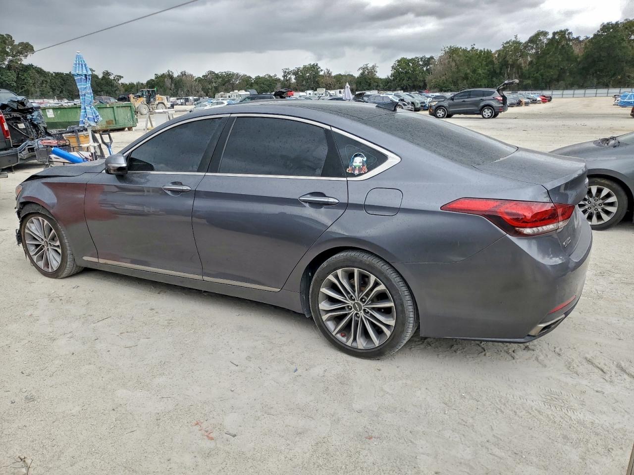 2015 HYUNDAI GENESIS 3.8L photo 2