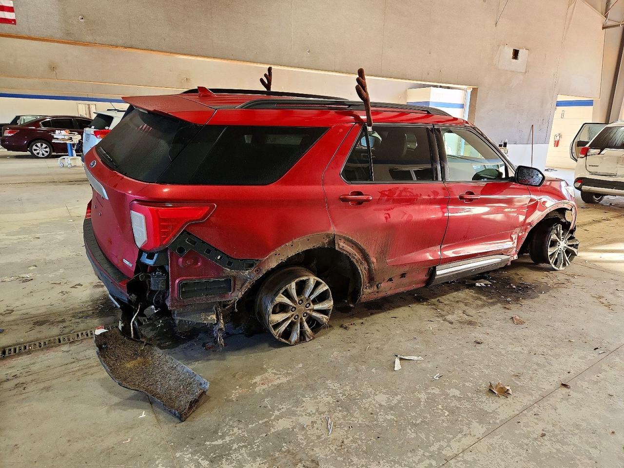 2020 FORD EXPLORER XLT photo 9