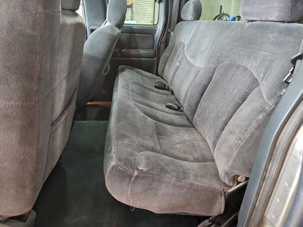 2002 CHEVROLET SILVERADO K1500 photo 19