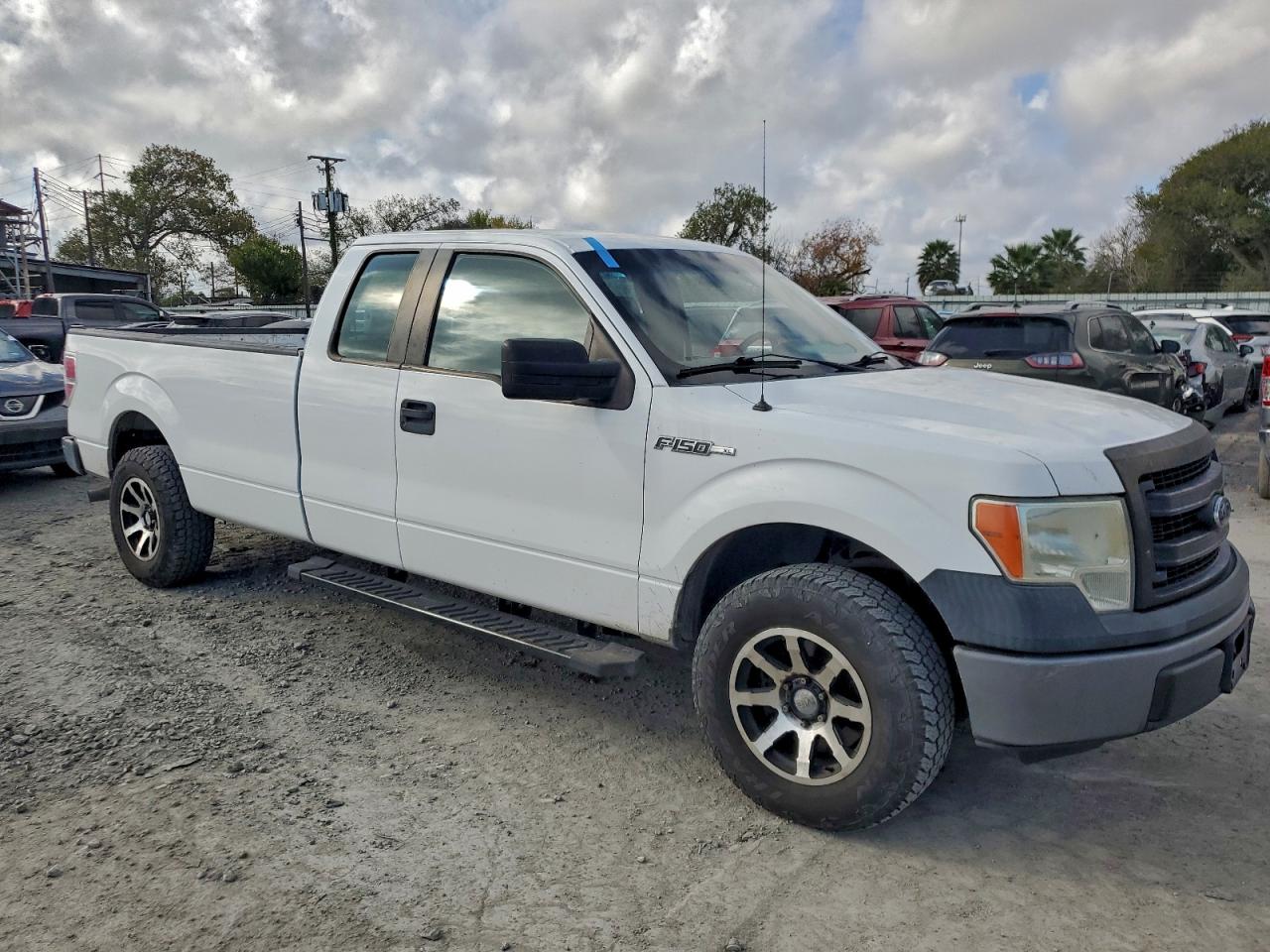 2014 FORD F150 SUPER CAB photo 4