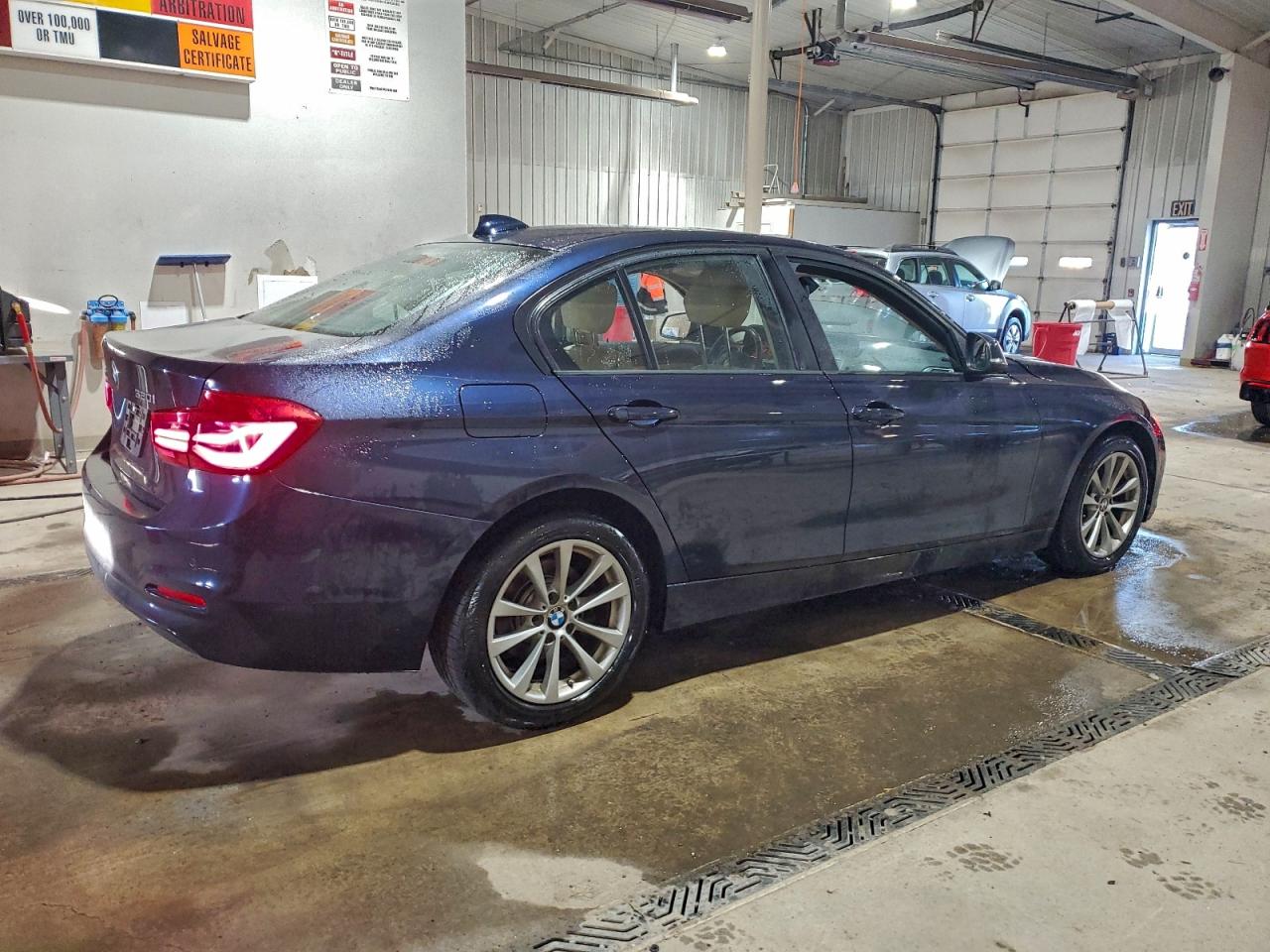 2017 BMW 320 XI photo 3