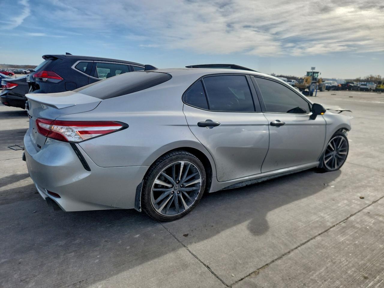 2020 TOYOTA CAMRY XSE photo 5