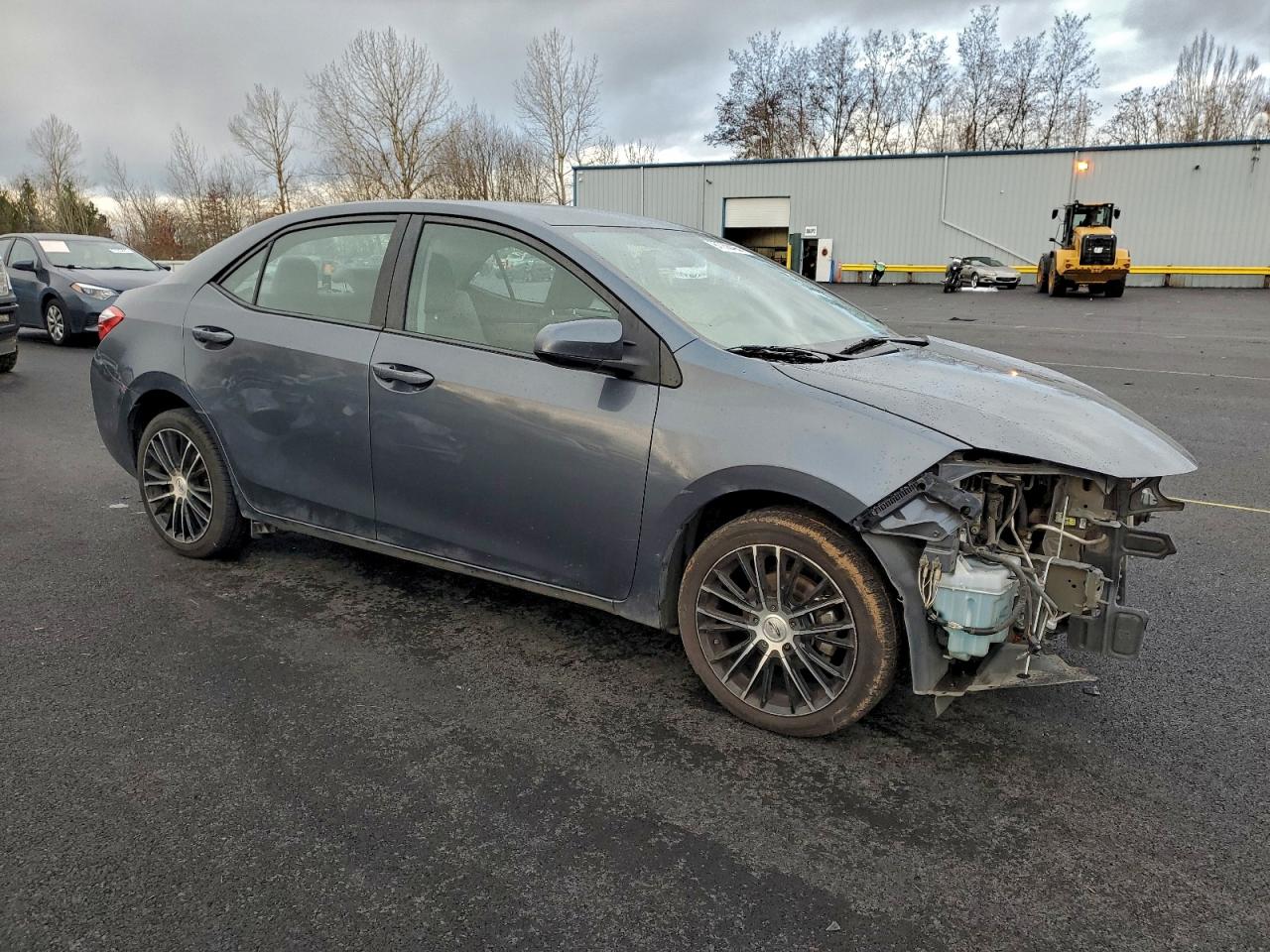 2014 TOYOTA COROLLA L photo 4