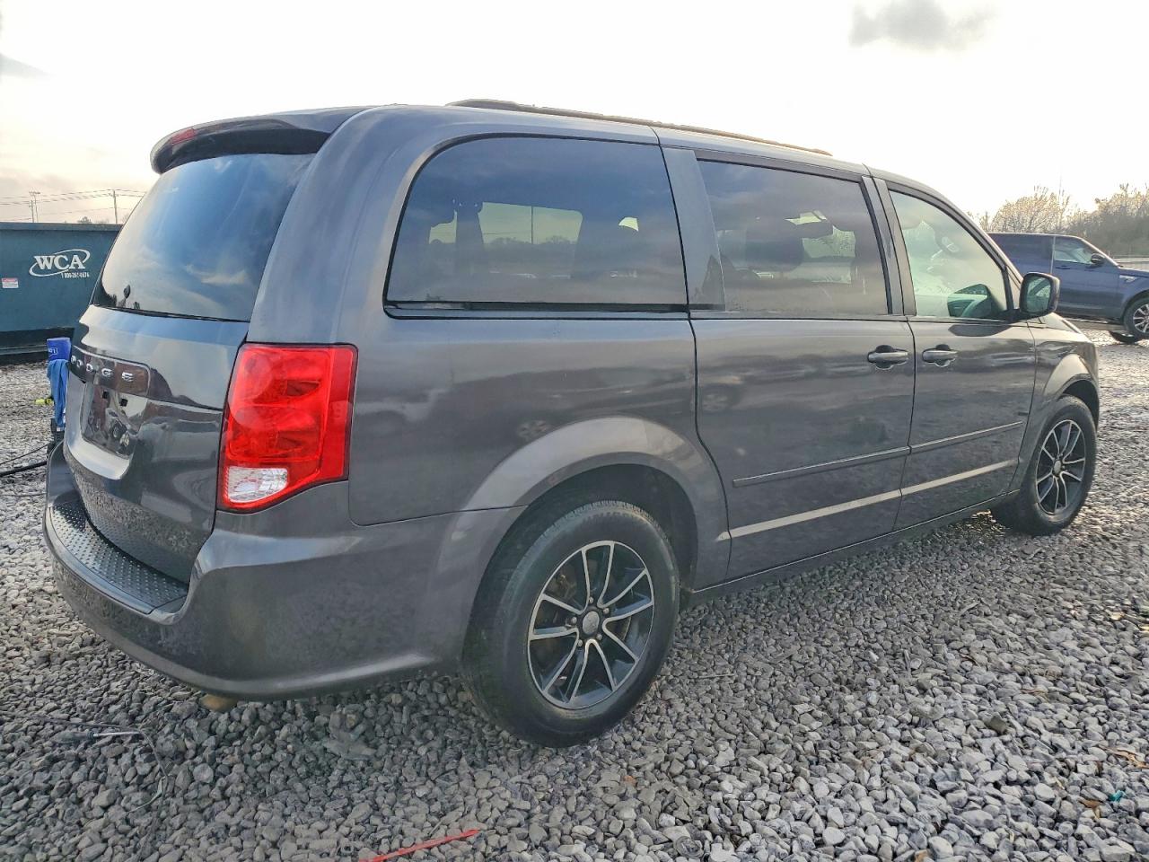 2015 DODGE GRAND CARAVAN SXT photo 3
