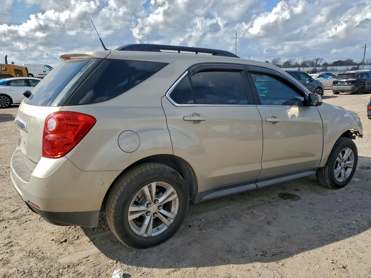 2010 CHEVROLET EQUINOX LT photo 3