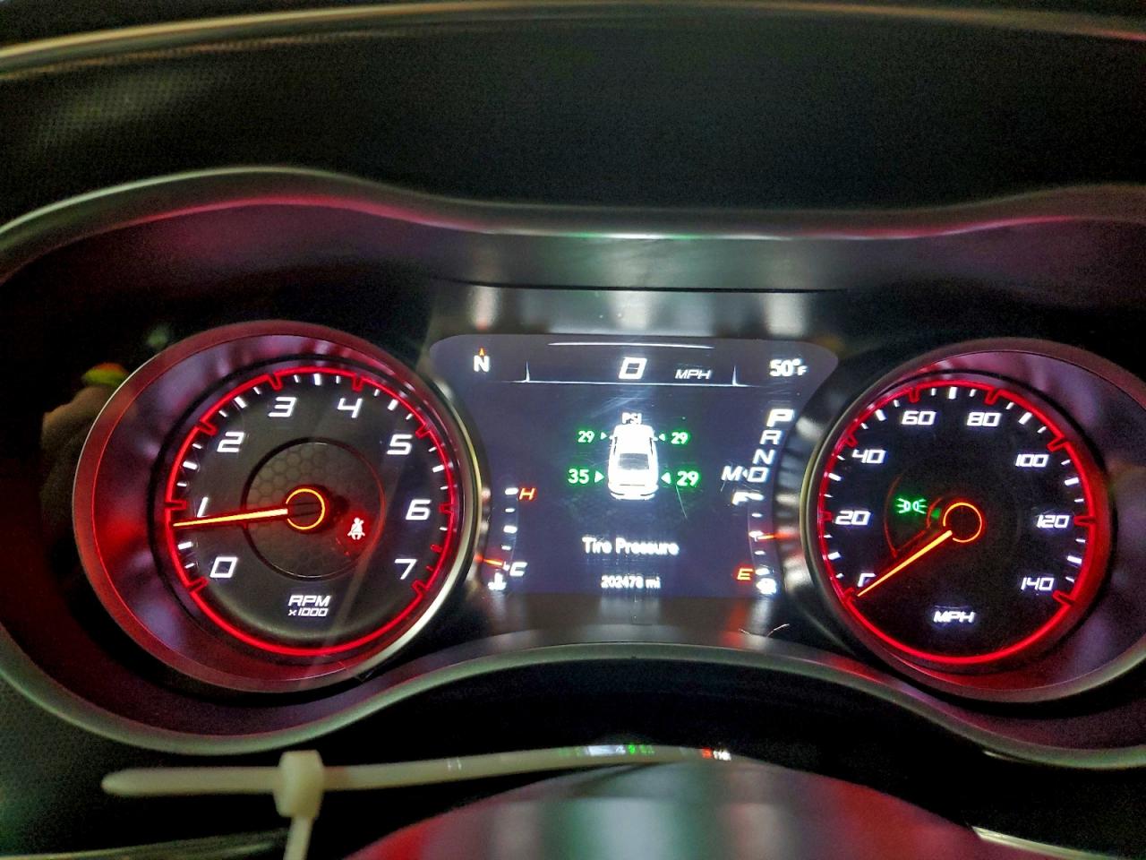2017 DODGE CHARGER SXT photo 9