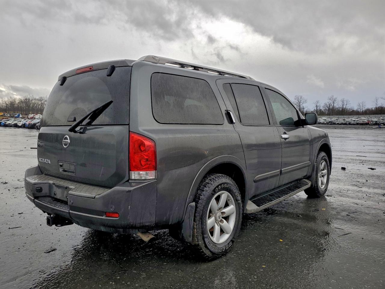 2011 NISSAN ARMADA SV photo 3