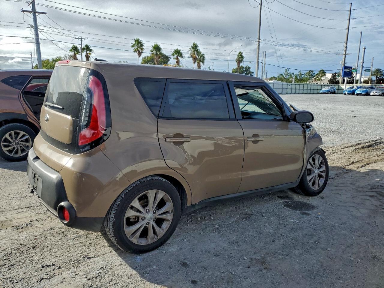 2014 KIA SOUL + photo 3