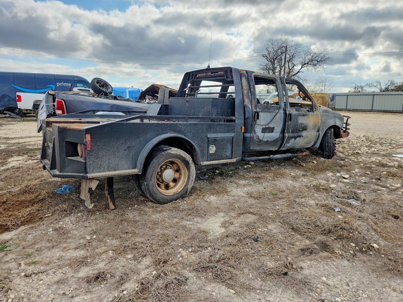 2002 FORD F550 SUPER DUTY FLATBED TRUCK photo 3