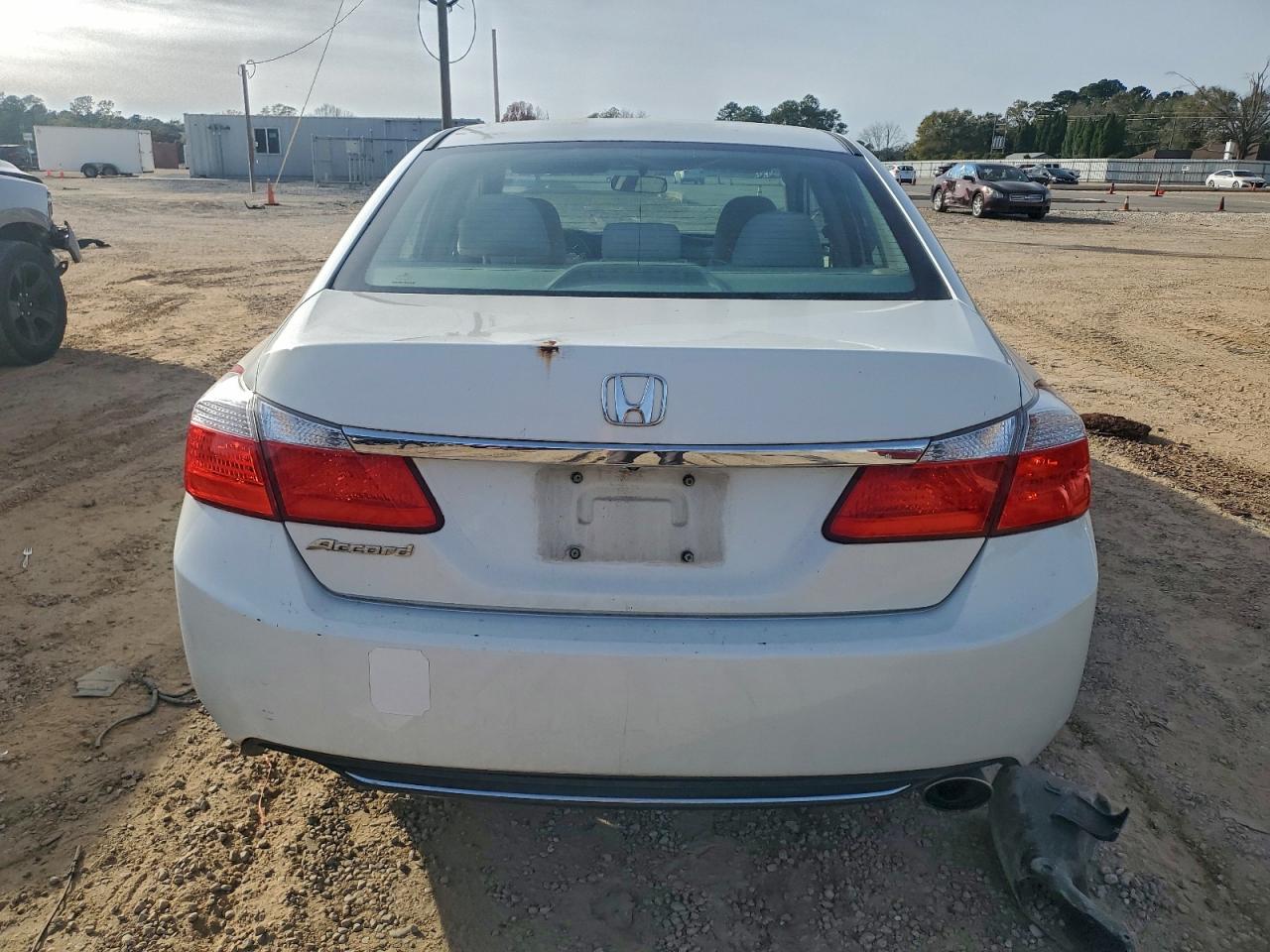 2013 HONDA ACCORD LX photo 16
