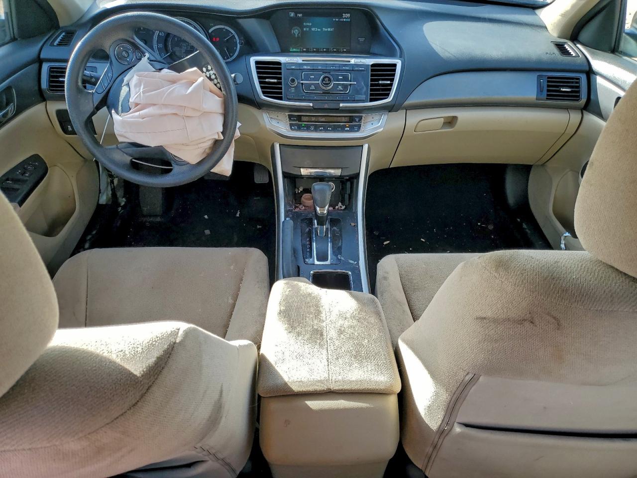 2013 HONDA ACCORD LX photo 22