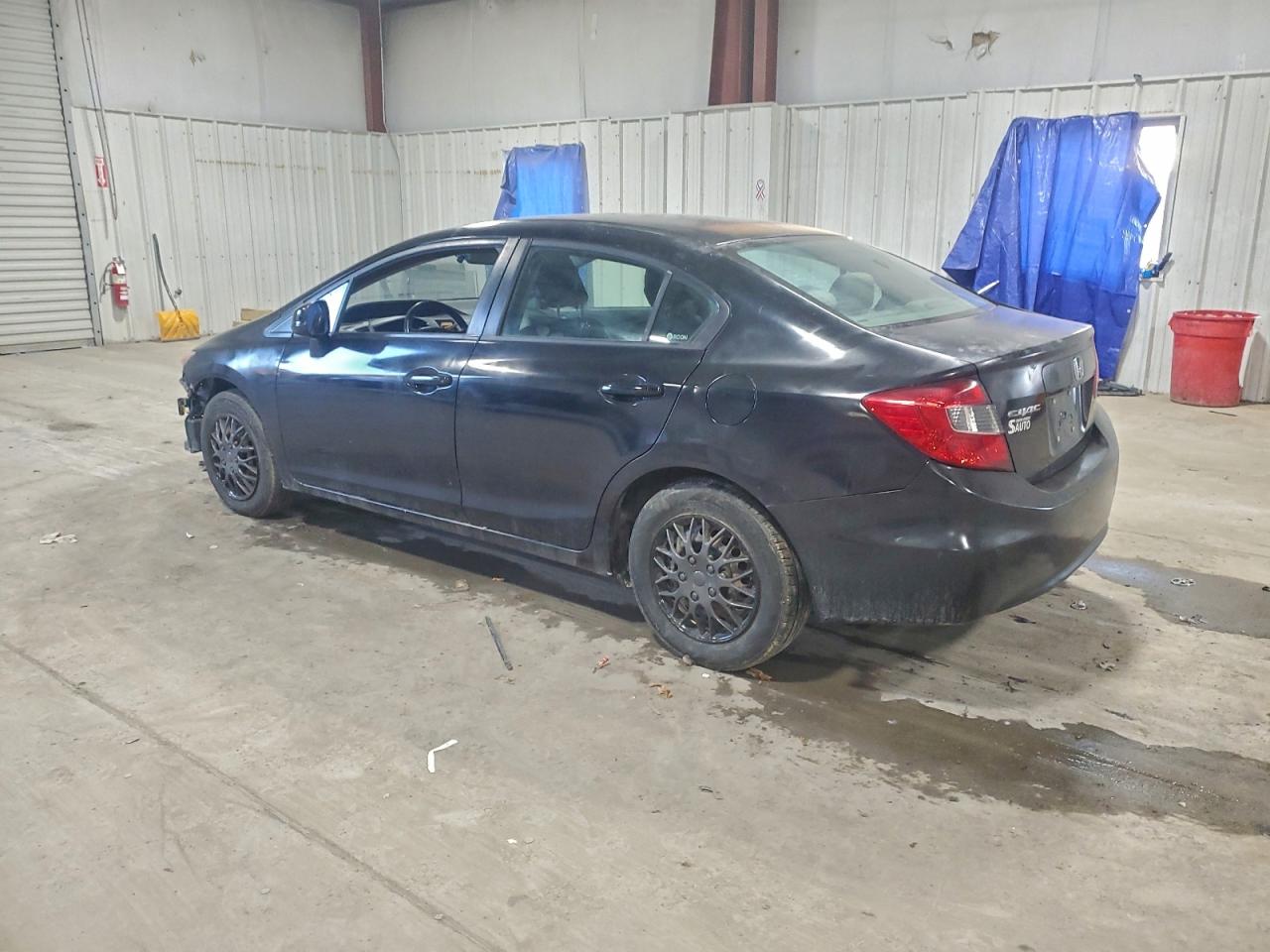 2012 HONDA CIVIC LX photo 2
