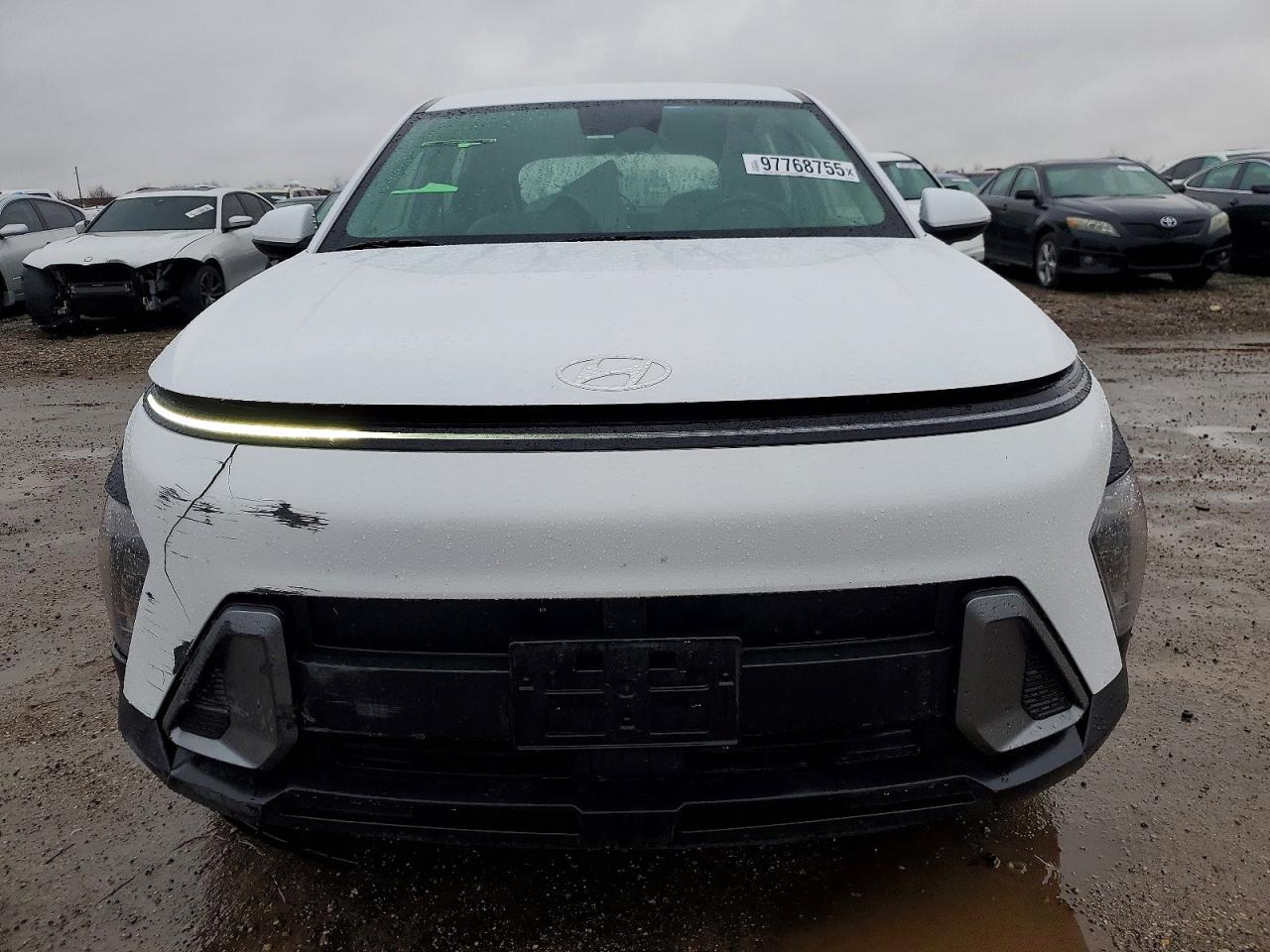 2024 HYUNDAI KONA SE photo 9