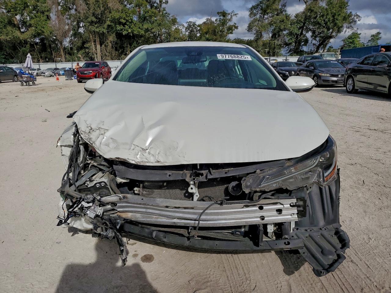 2020 TOYOTA COROLLA LE photo 5