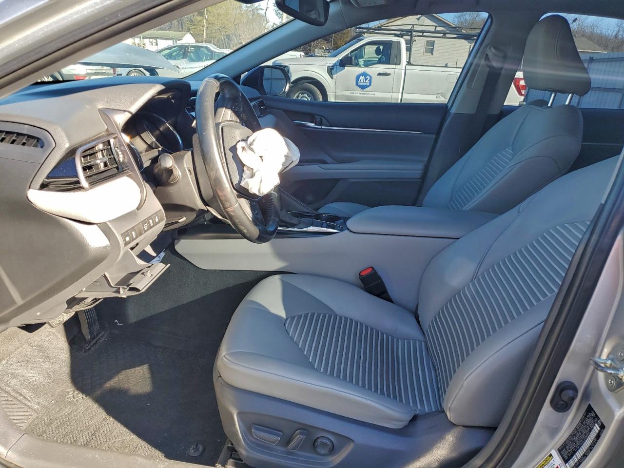 2020 TOYOTA CAMRY SE photo 7