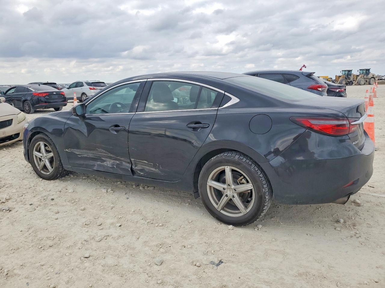 2021 MAZDA 6 TOURING photo 2