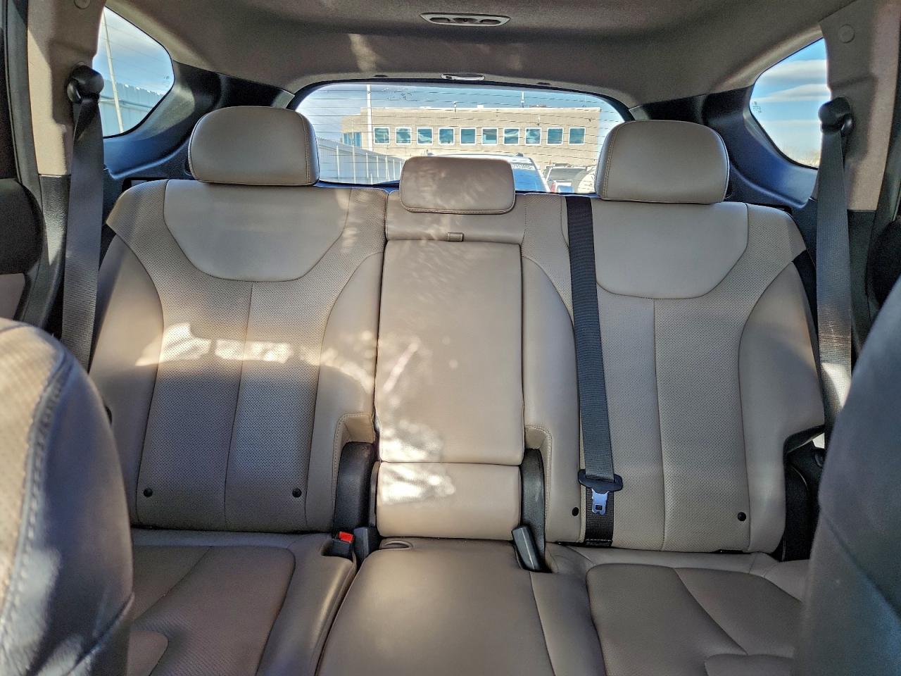 2019 HYUNDAI SANTA FE LIMITED photo 10