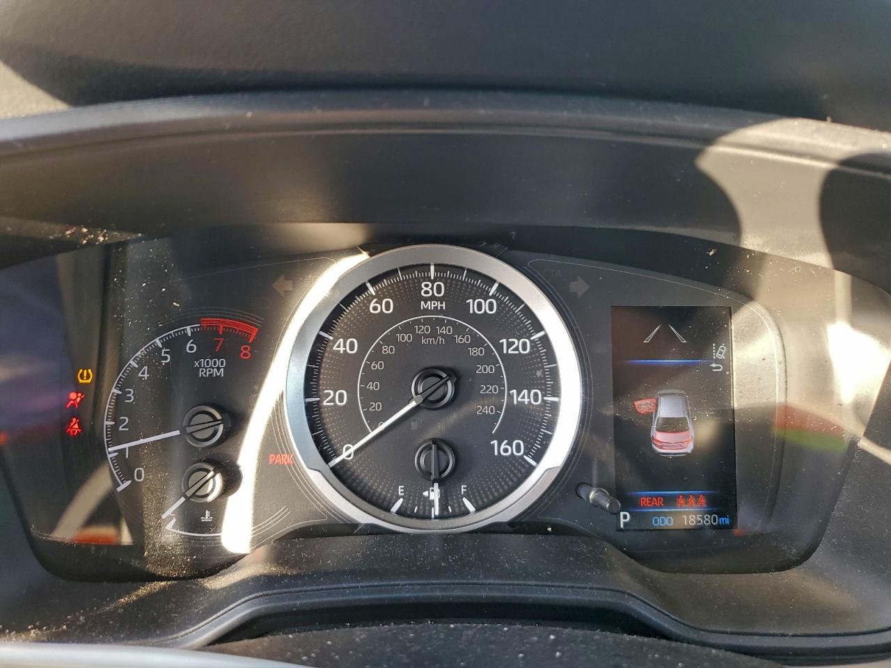 2021 TOYOTA COROLLA LE photo 9