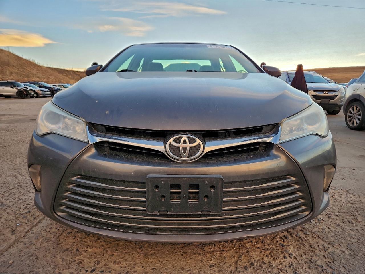 2015 TOYOTA CAMRY LE photo 5