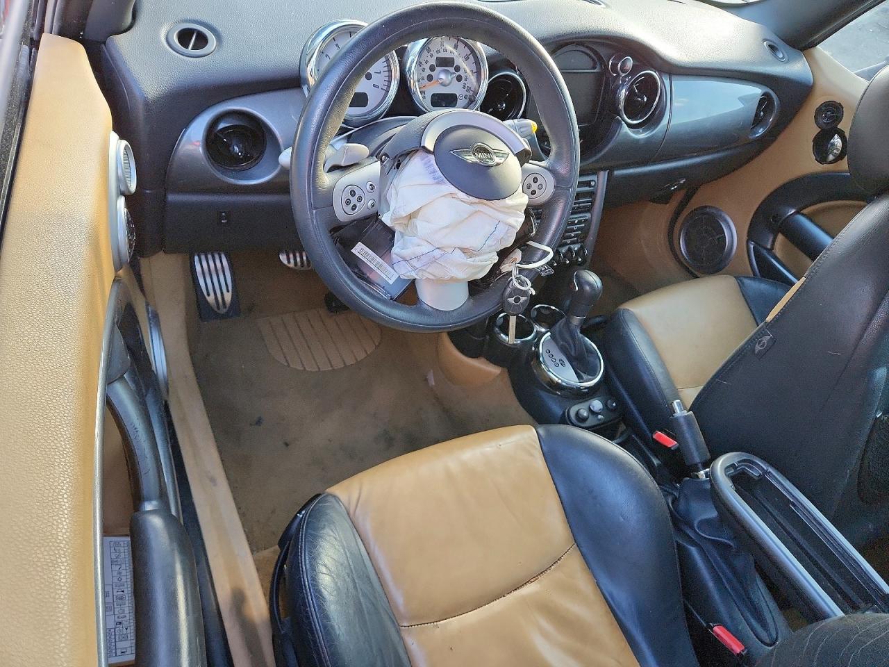 2006 MINI COOPER S photo 8
