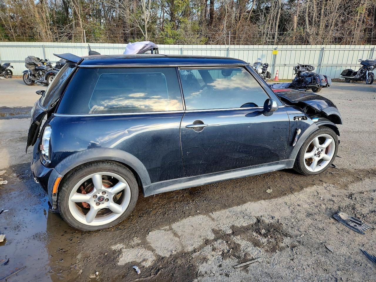 2006 MINI COOPER S photo 3