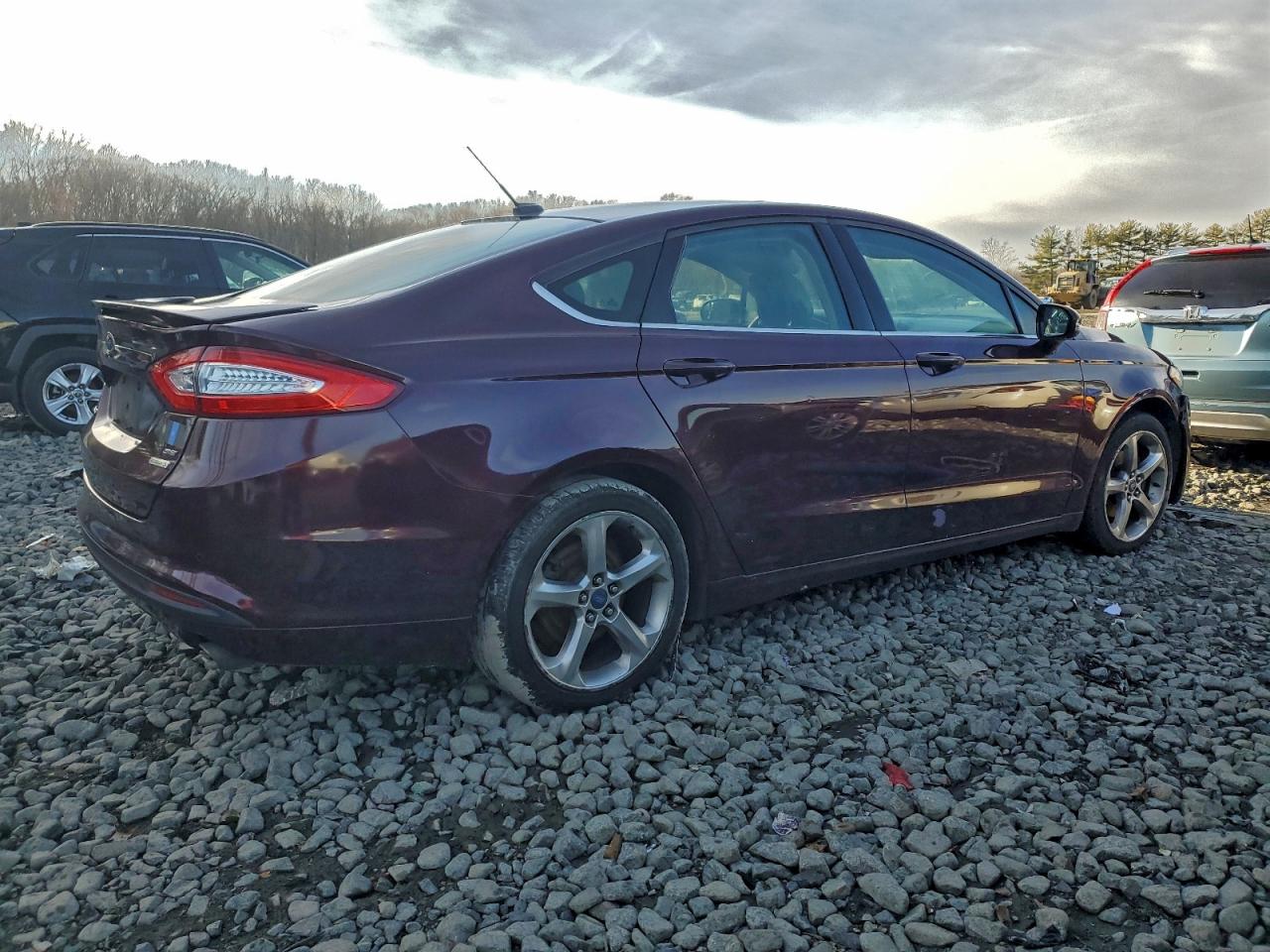 2013 FORD FUSION SE photo 3