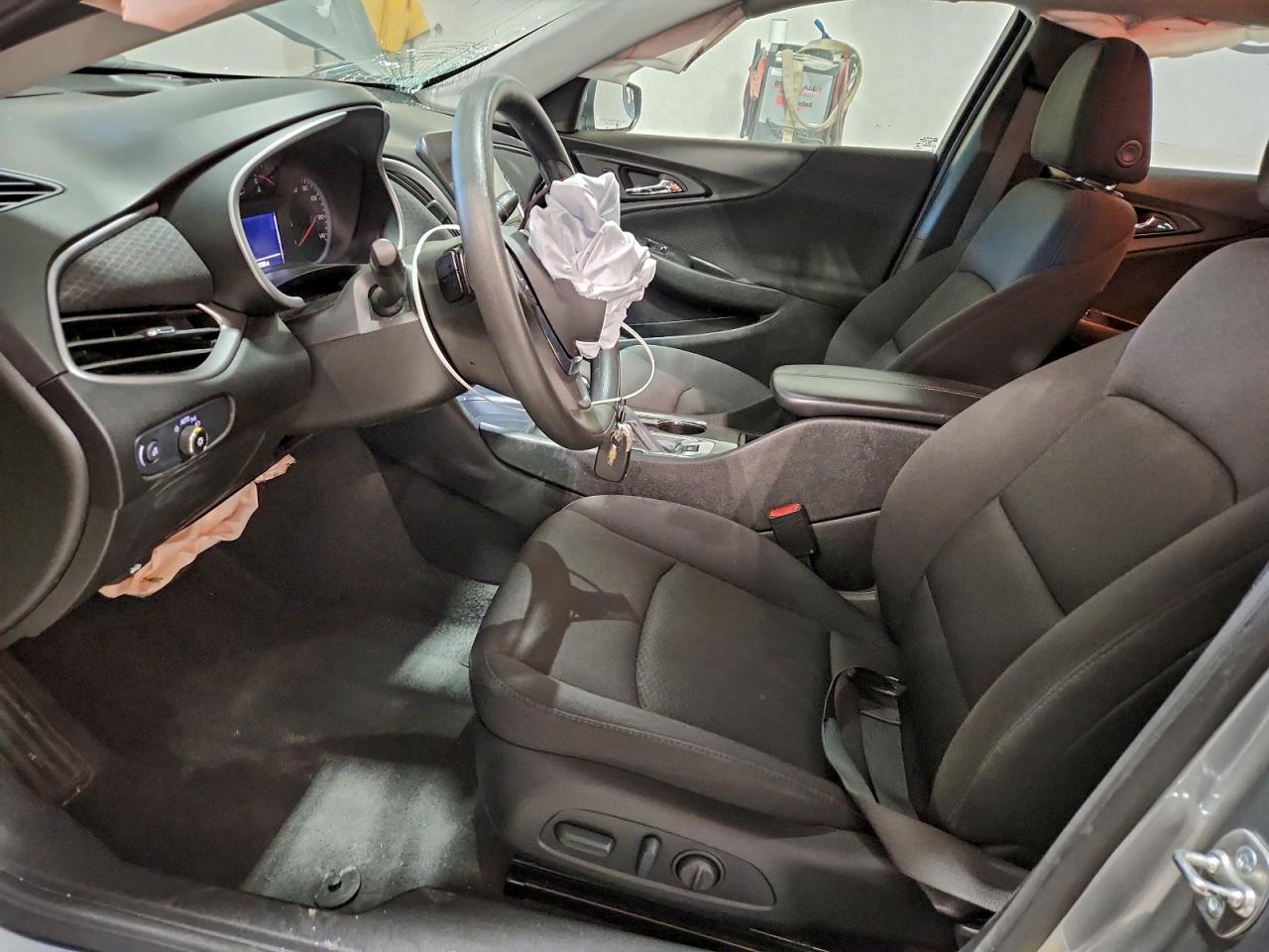 2024 CHEVROLET MALIBU LT photo 7
