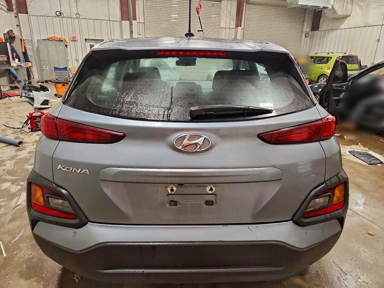 2020 HYUNDAI KONA SE photo 6