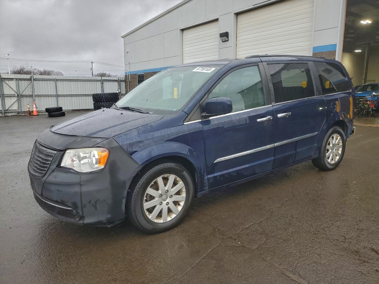 2013 CHRYSLER TOWN & COUNTRY
