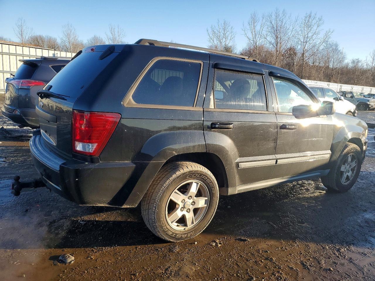 2007 JEEP GRAND CHEROKEE LAREDO photo 3