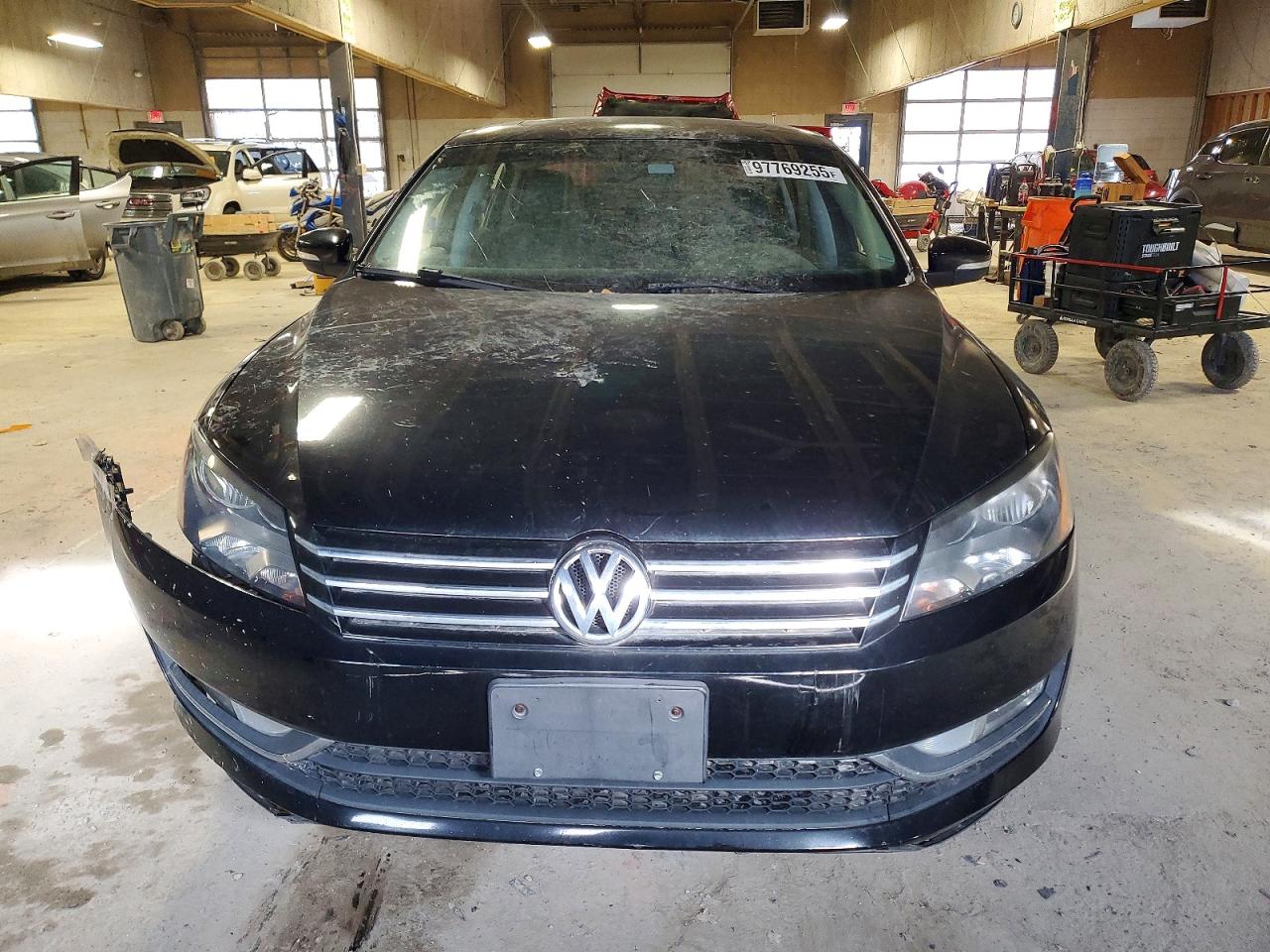 2015 VOLKSWAGEN PASSAT SE photo 9
