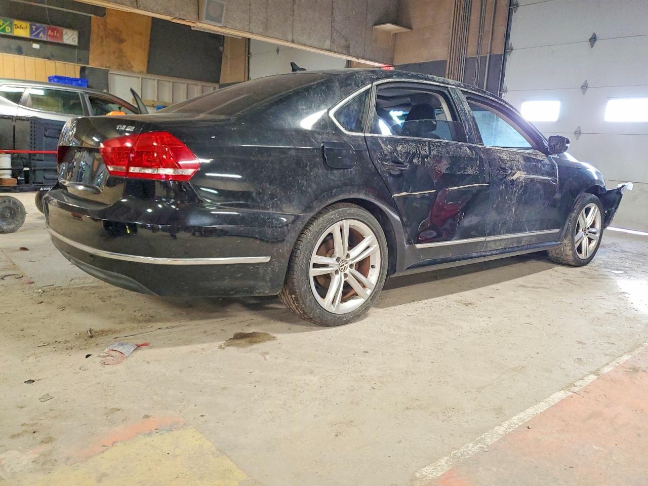 2015 VOLKSWAGEN PASSAT SE photo 5