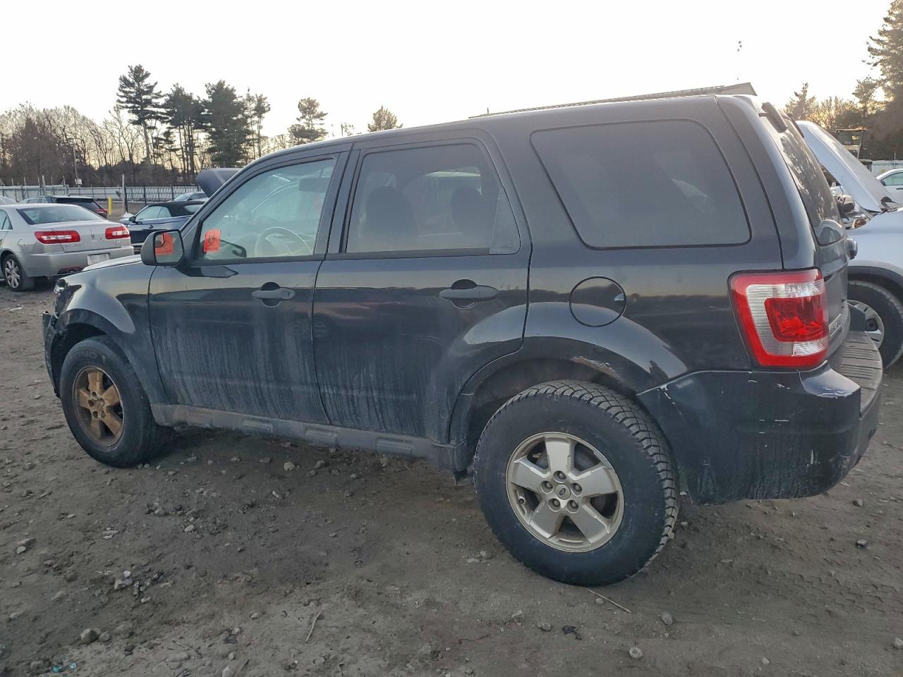 2011 FORD ESCAPE XLS photo 3