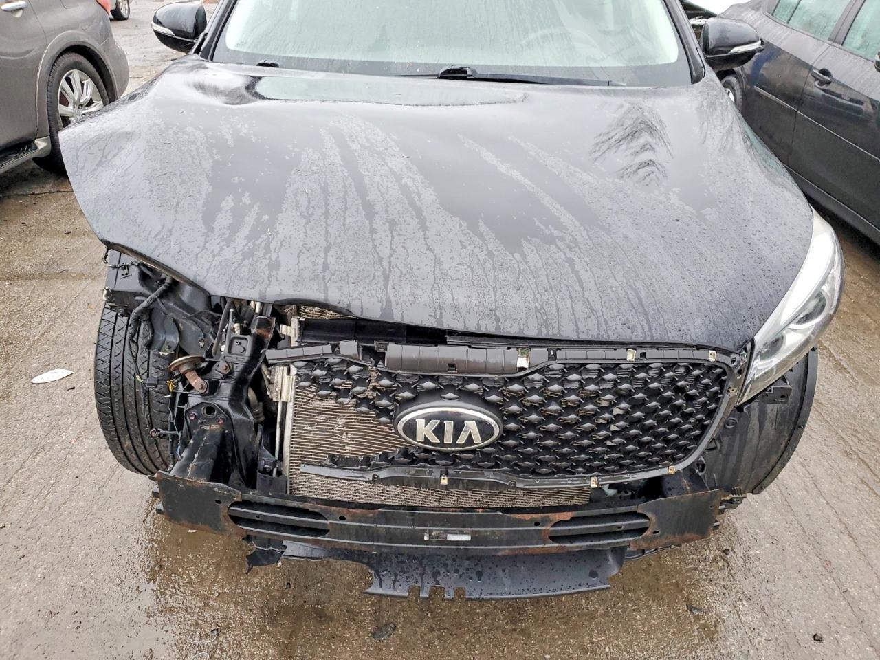 2016 KIA SORENTO LX photo 12