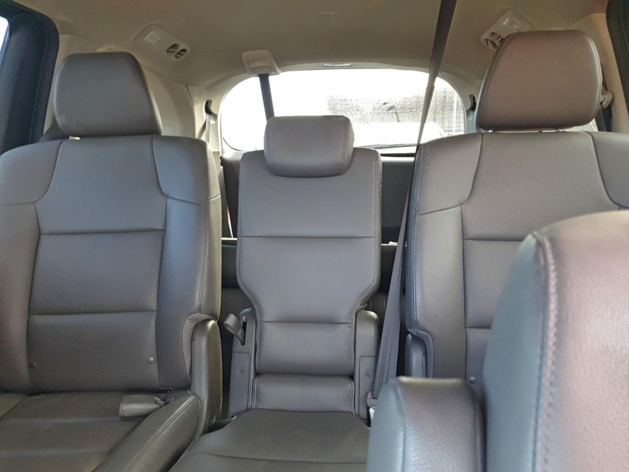 2016 HONDA ODYSSEY EXL photo 10