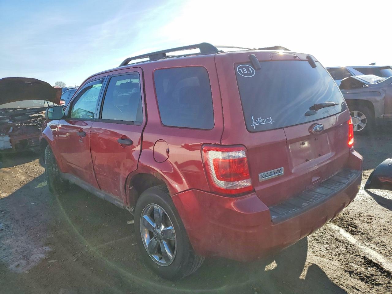 2012 FORD ESCAPE XLT photo 2