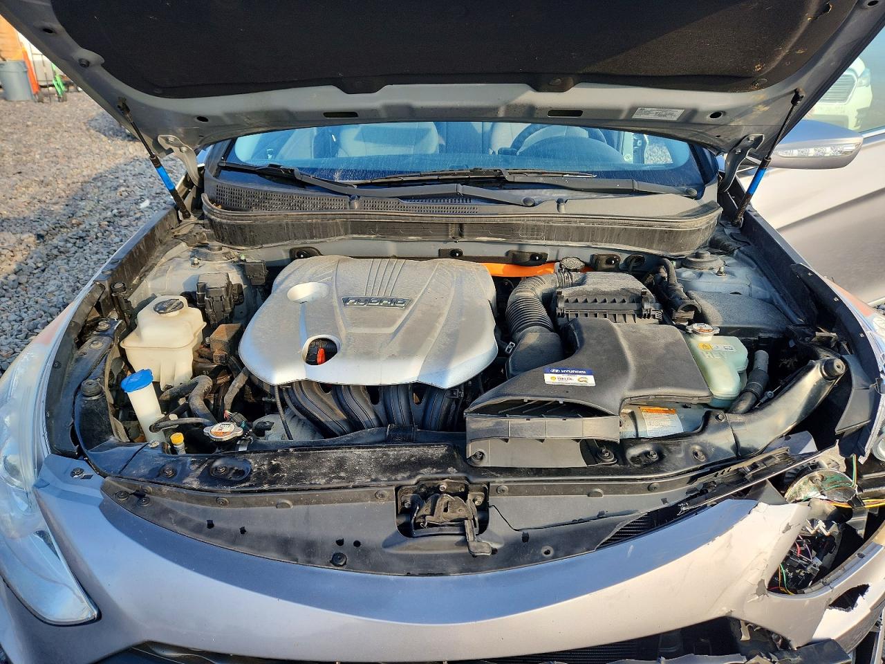 2015 HYUNDAI SONATA HYBRID photo 31