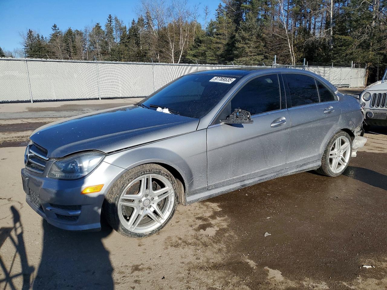 2014 MERCEDES-BENZ C