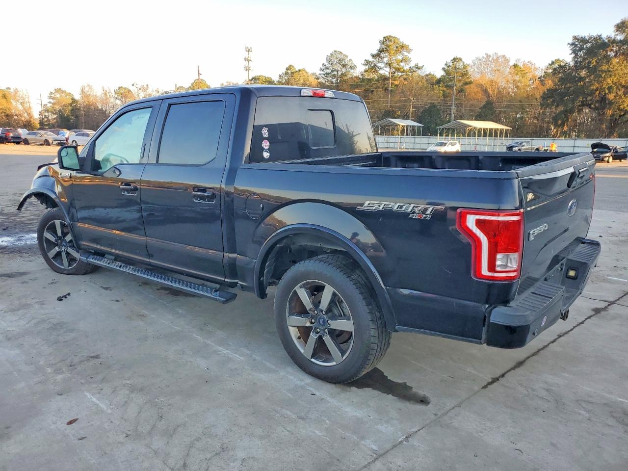 2017 FORD F150 SUPERCREW photo 2