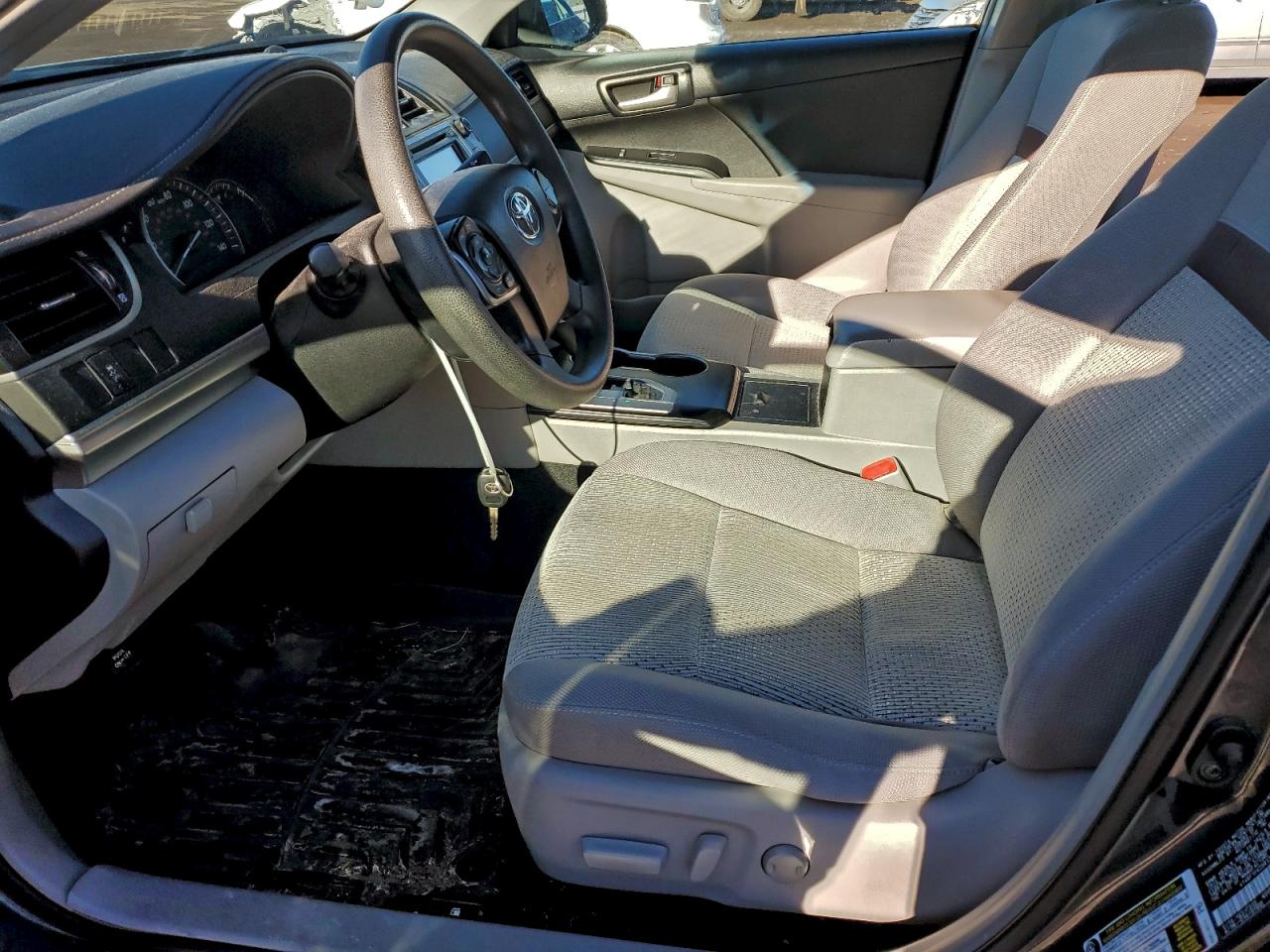 2013 TOYOTA CAMRY L photo 7