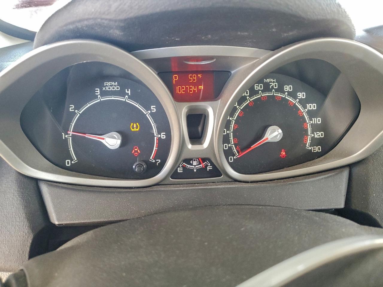 2011 FORD FIESTA SE photo 17