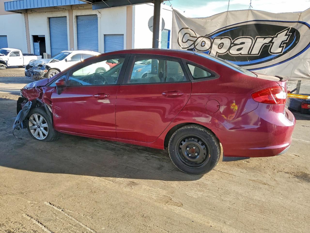 2011 FORD FIESTA SE photo 3