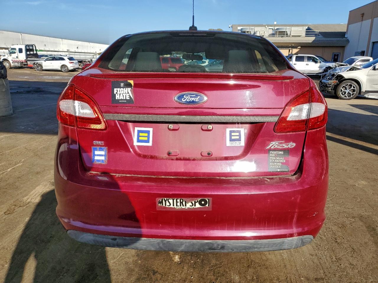 2011 FORD FIESTA SE photo 11