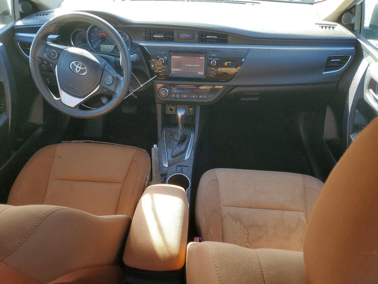2014 TOYOTA COROLLA L photo 15