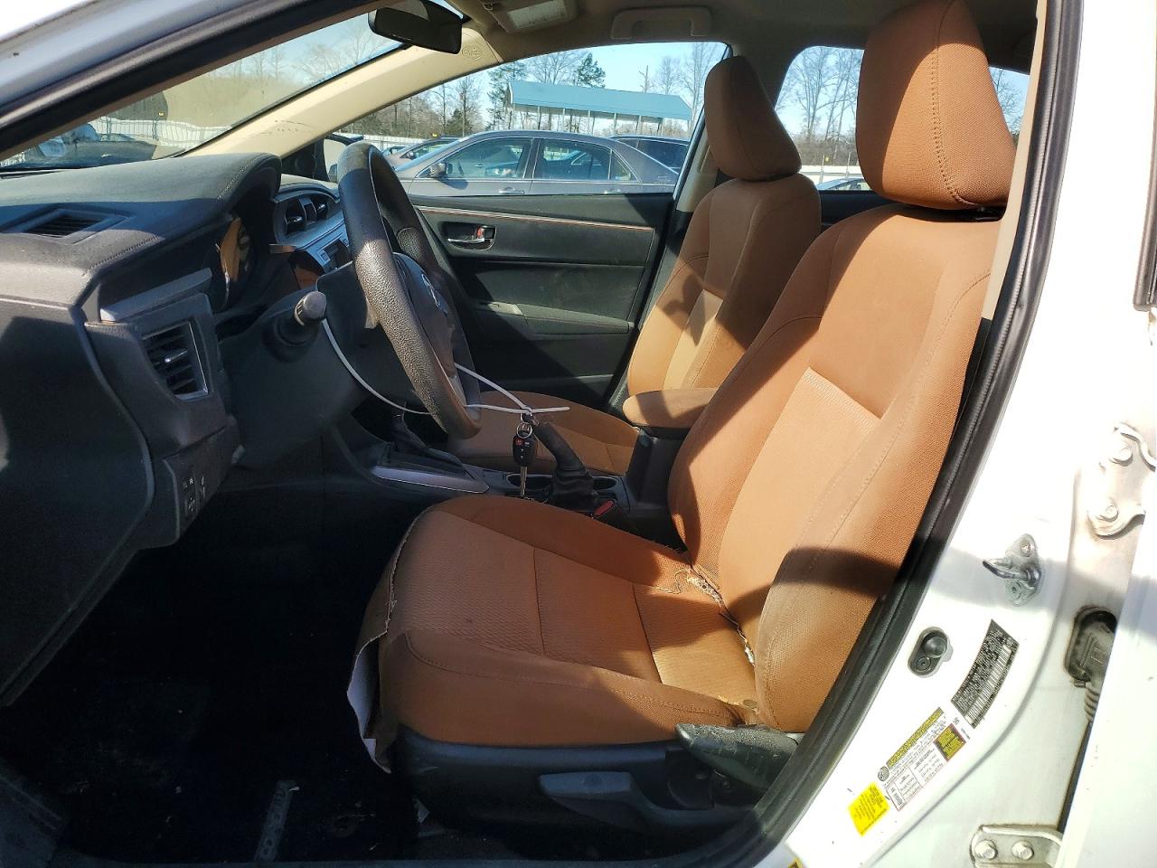 2014 TOYOTA COROLLA L photo 13